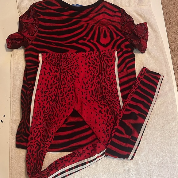 Women’s adidas set - Picture 5 of 6